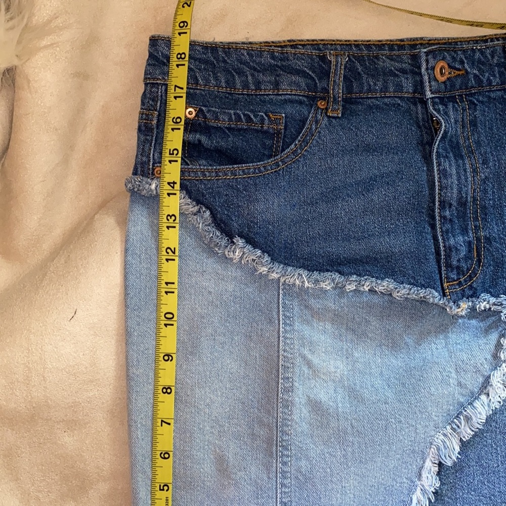 Scrolling Frayed Seam Jean Mini Skirt - Picture 8 of 8